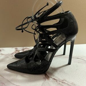 Stuart Weitzman Black Patent Leather Excite Pointy Toe Lace Up Pumps 6.5 M.